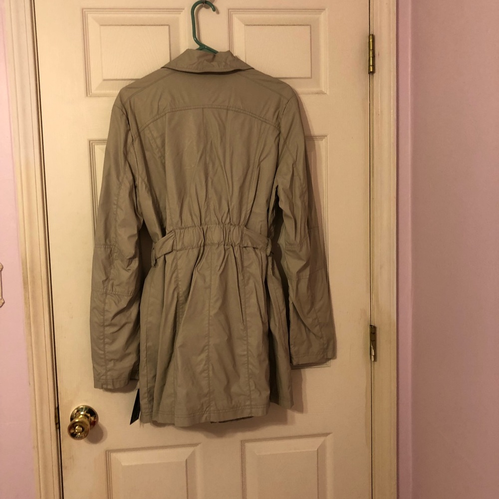 Rain jacket